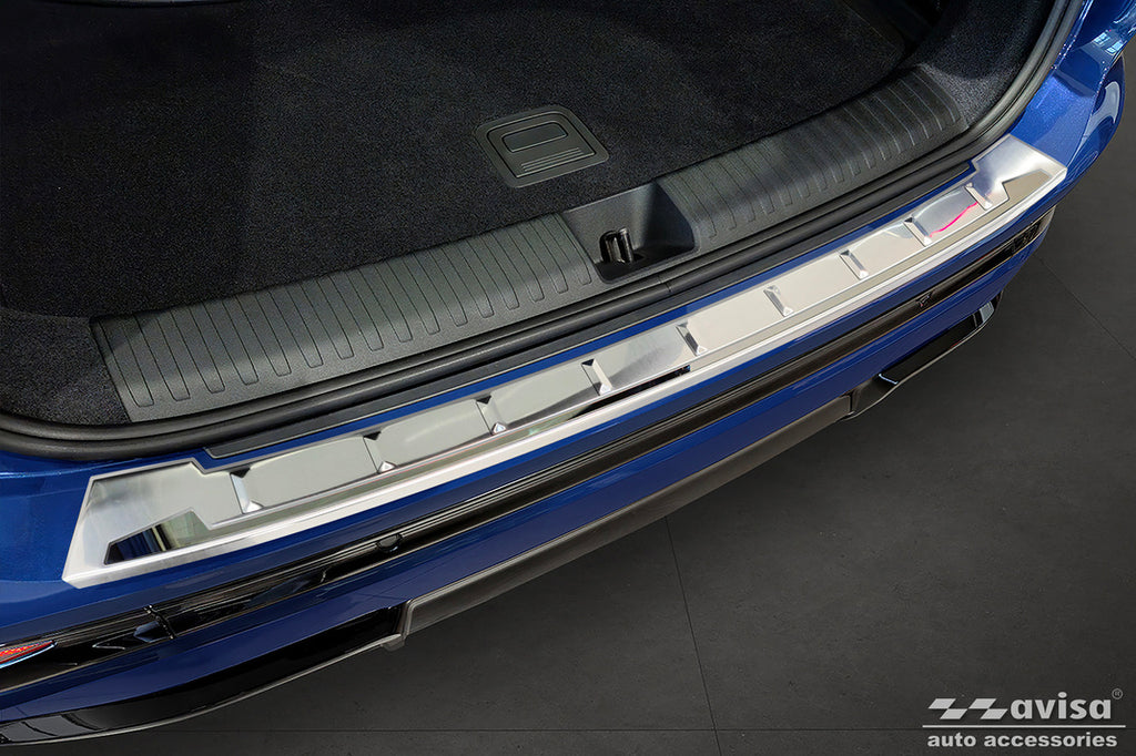 pol_pl_Nakladka-na-zderzak-tylny-Audi-Q6-e-tron-Stal-2894_12