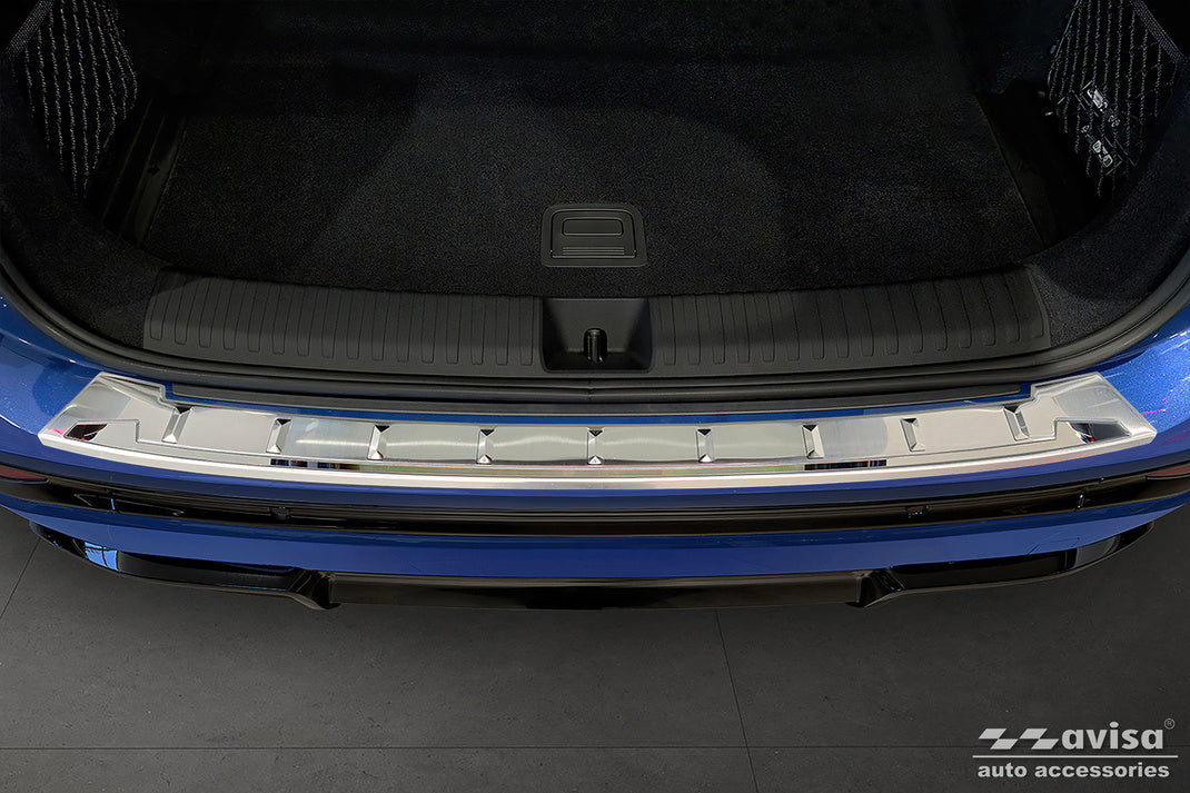 pol_pl_Nakladka-na-zderzak-tylny-Audi-Q6-e-tron-Stal-2894_14