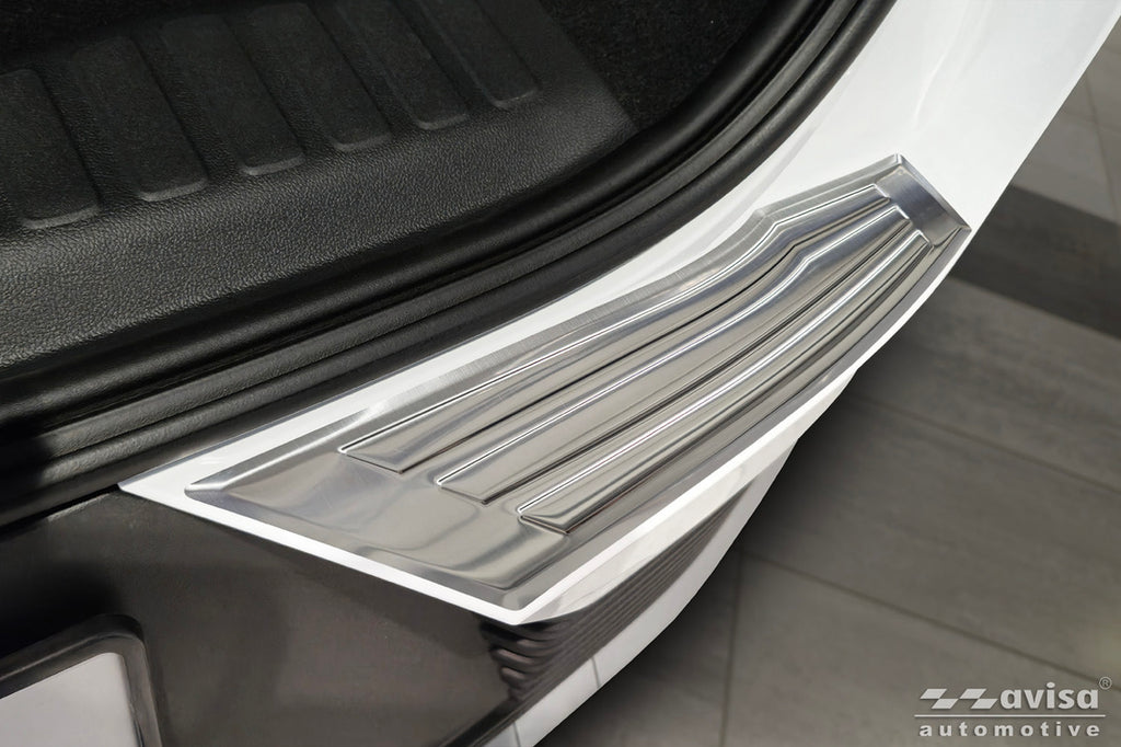 pol_pl_Nakladka-na-zderzak-tylny-do-Ford-Explorer-EV-Stal-2899_14