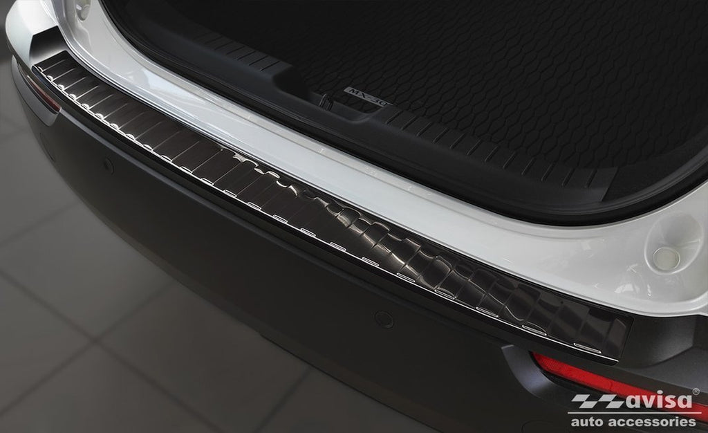 pol_pl_Nakladka-na-zderzak-tylny-do-MAZDA-MX-30-Czarna-1949_6