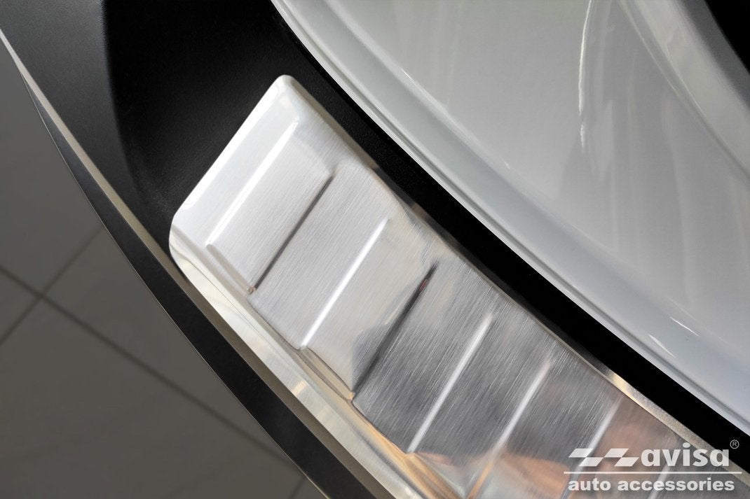 pol_pl_Nakladka-na-zderzak-tylny-do-MAZDA-MX-30-Stal-1948_4