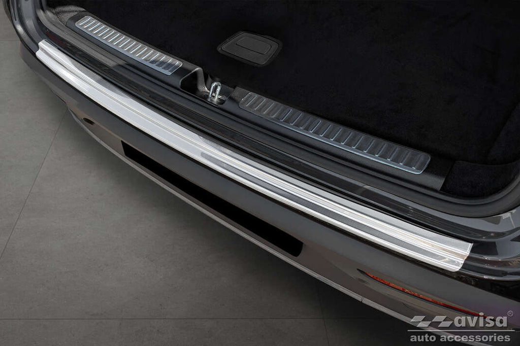 pol_pl_Nakladka-na-zderzak-tylny-do-Mercedes-EQC-2571_6