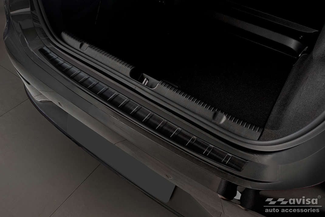 pol_pl_Nakladka-na-zderzak-tylny-do-Mercedes-EQE-2510_3