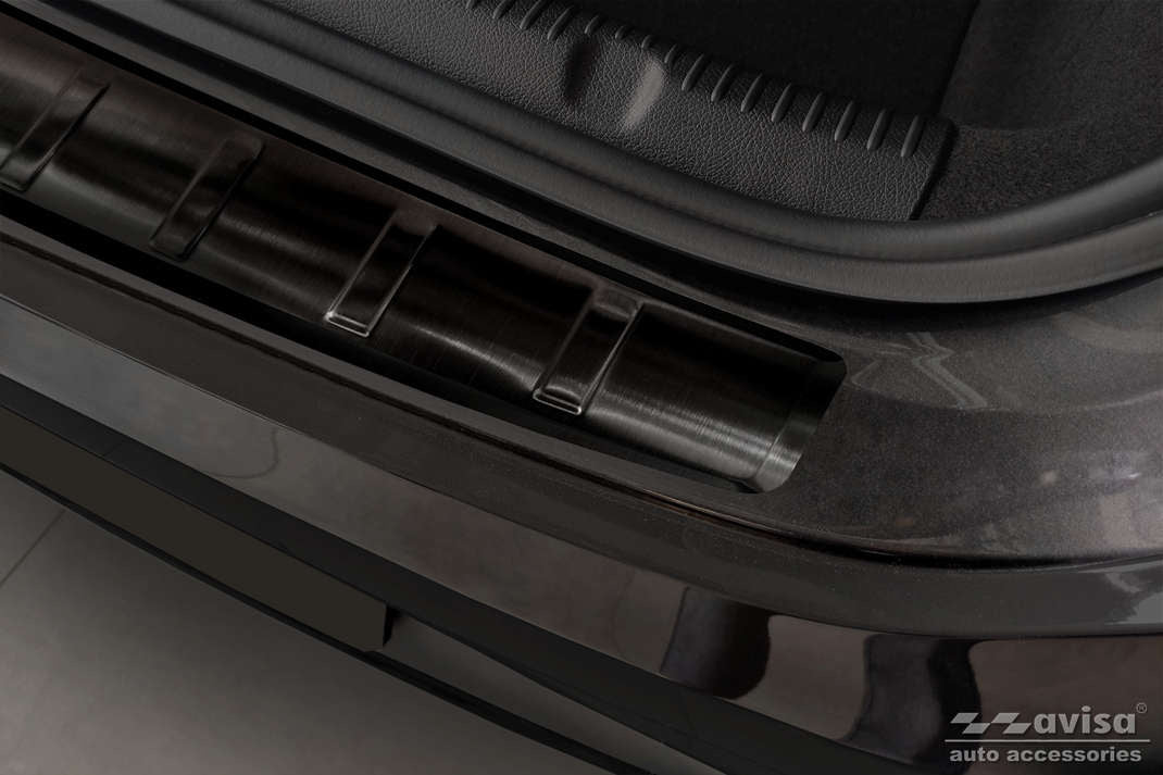 pol_pl_Nakladka-na-zderzak-tylny-do-Mercedes-EQE-2510_7