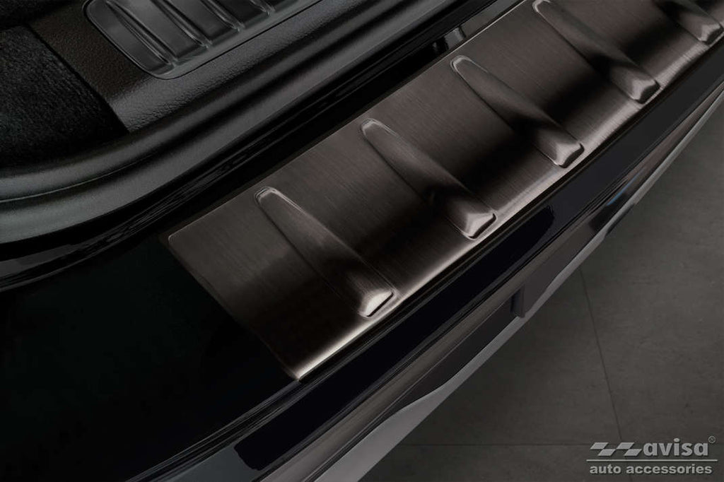 pol_pl_Nakladka-na-zderzak-tylny-do-Mercedes-EQS-2533_3